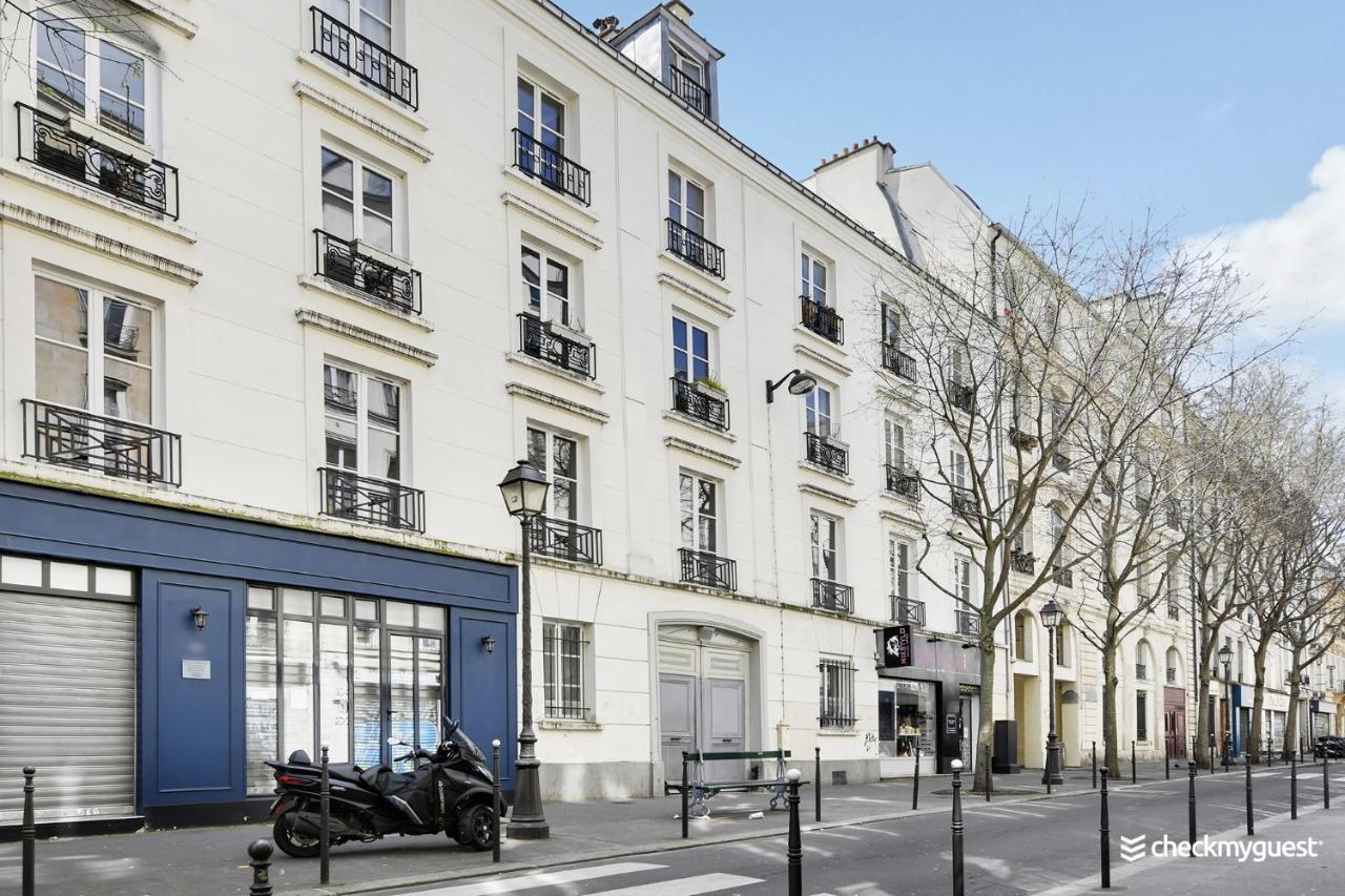 Cmg - Place De Le Republique / Meslay Paris Bagian luar foto